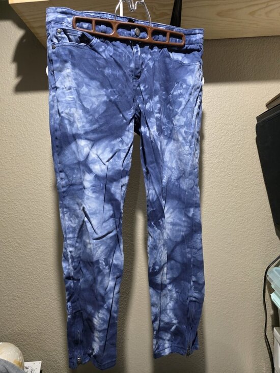 Forever 21 Denim - Forever 21 Blue Tie Dye Look Cropped Jeans Women's Waist Size 29